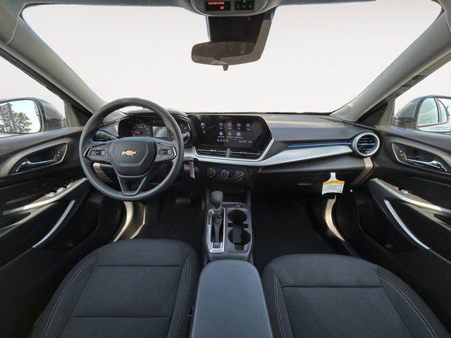 new 2025 Chevrolet Trax car, priced at $23,560