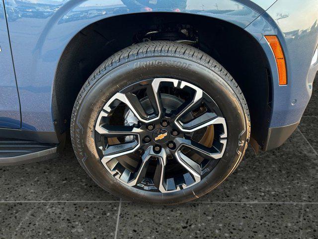 new 2025 Chevrolet Suburban car, priced at $86,990