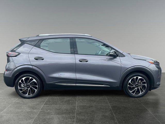 used 2022 Chevrolet Bolt EUV car, priced at $25,650