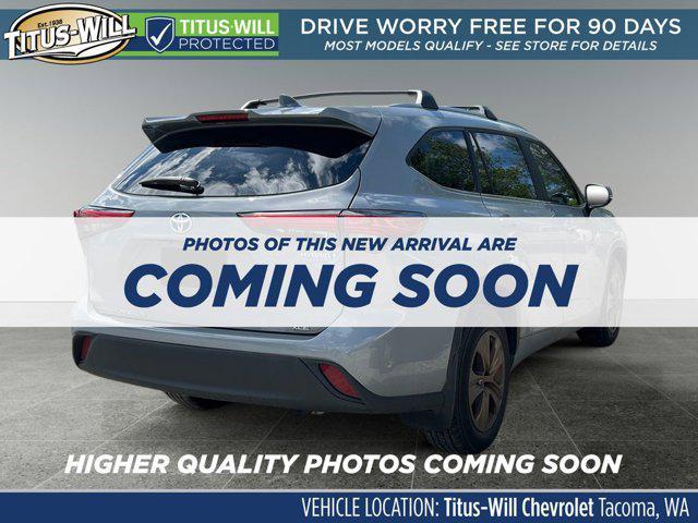 used 2023 Toyota Highlander Hybrid car, priced at $44,950