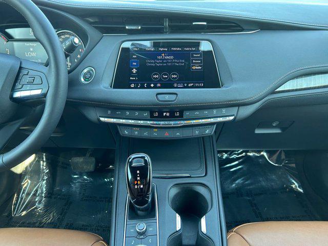 used 2022 Cadillac XT4 car, priced at $31,887