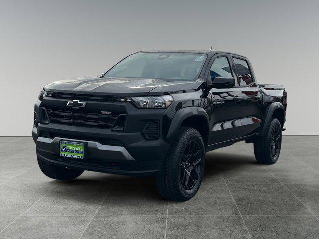 new 2024 Chevrolet Colorado car, priced at $39,900