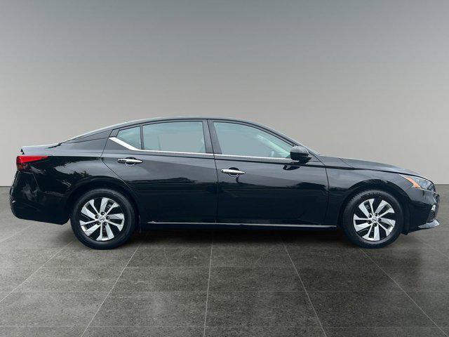 used 2022 Nissan Altima car, priced at $17,950