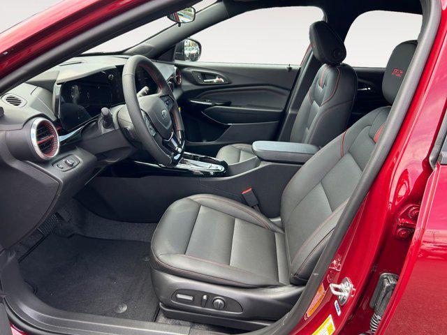 new 2025 Chevrolet Trax car, priced at $25,990