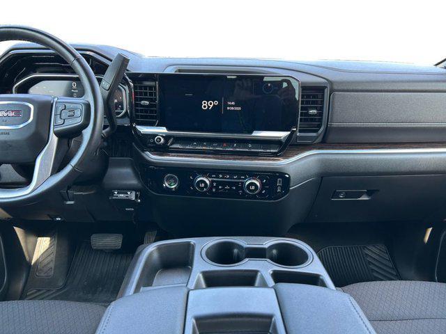 used 2022 GMC Sierra 1500 car, priced at $39,650