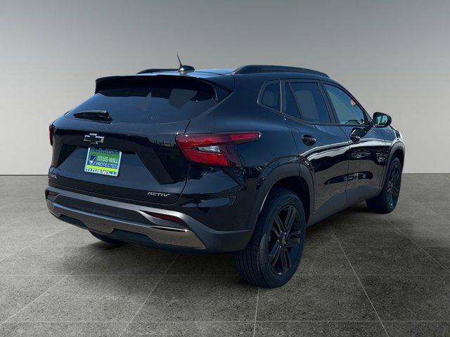 new 2025 Chevrolet Trax car, priced at $26,690