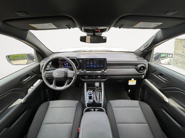 new 2025 Chevrolet Colorado car, priced at $40,990