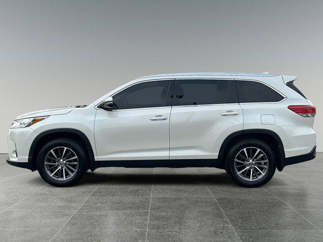 used 2019 Toyota Highlander car, priced at $27,288