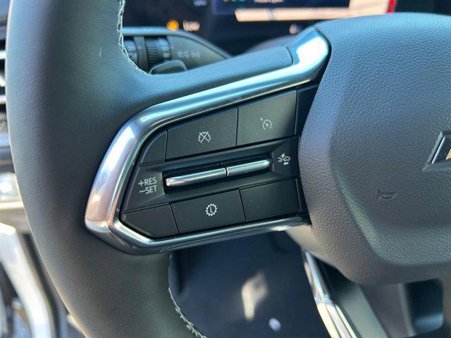 new 2025 Chevrolet Traverse car, priced at $42,990