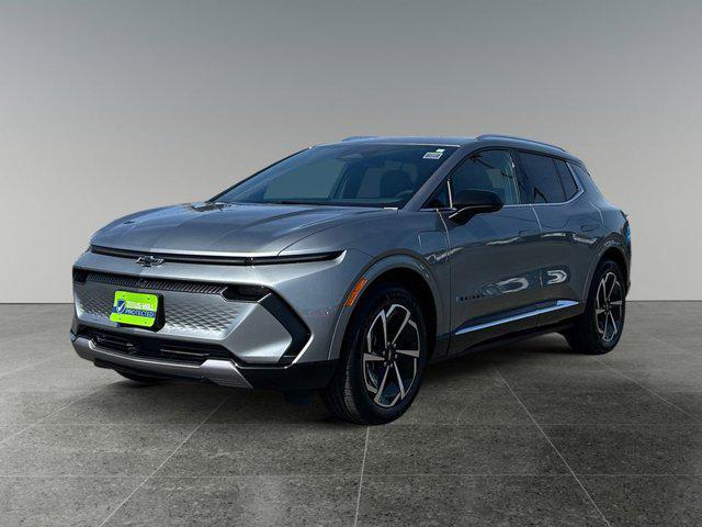 new 2025 Chevrolet Equinox EV car, priced at $43,490