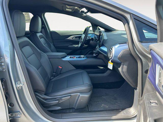 new 2025 Chevrolet Equinox EV car, priced at $43,490