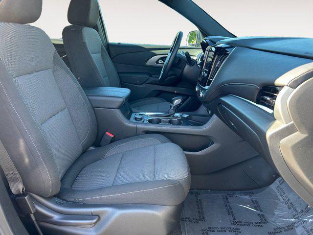 used 2022 Chevrolet Traverse car, priced at $33,650