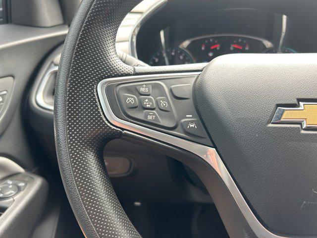 used 2023 Chevrolet Equinox car, priced at $17,998