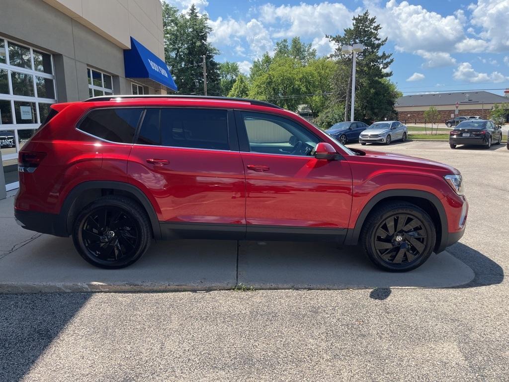 used 2024 Volkswagen Atlas car, priced at $38,995
