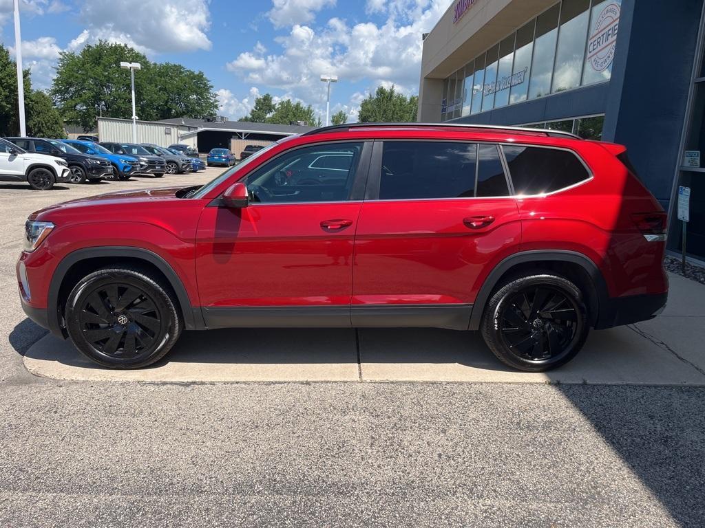 used 2024 Volkswagen Atlas car, priced at $38,995