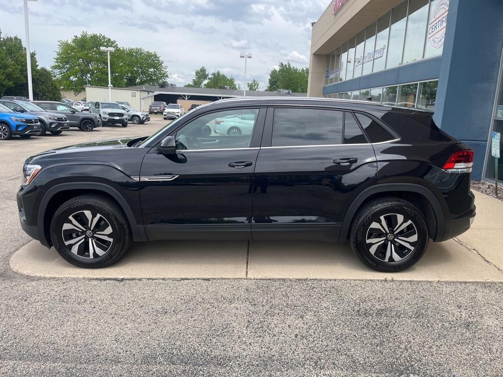 used 2024 Volkswagen Atlas Cross Sport car, priced at $34,495