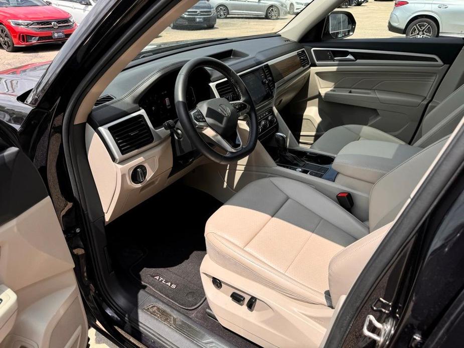 used 2022 Volkswagen Atlas car, priced at $29,495