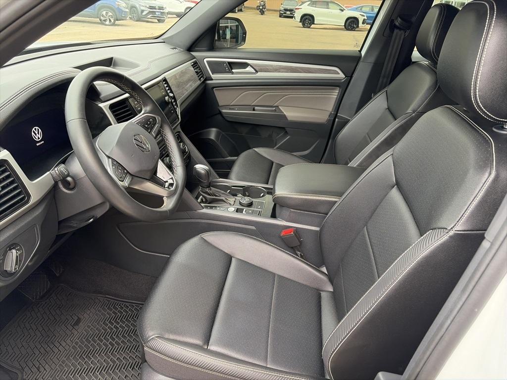 used 2022 Volkswagen Atlas Cross Sport car, priced at $28,995