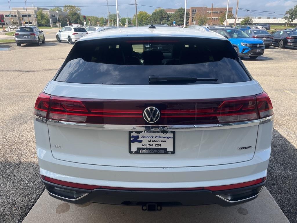 used 2025 Volkswagen Atlas Cross Sport car, priced at $40,999