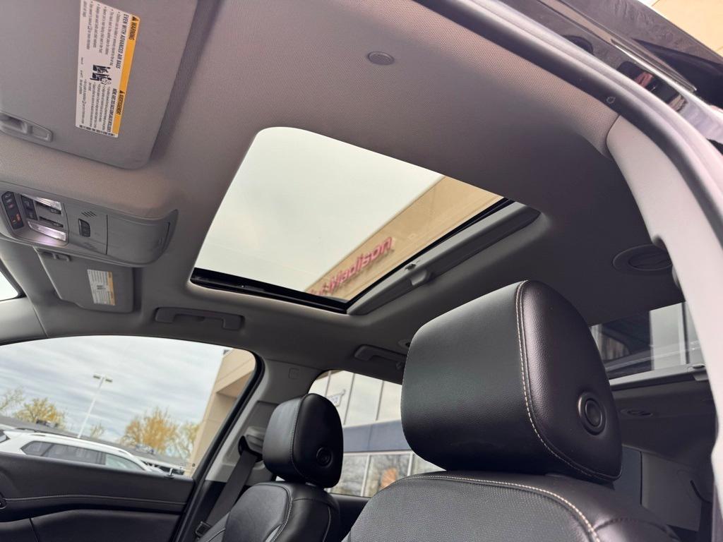 used 2021 GMC Acadia car, priced at $24,995