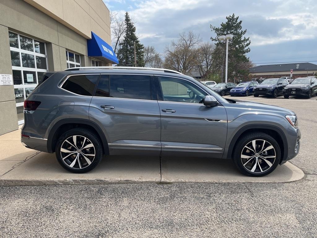 used 2024 Volkswagen Atlas car, priced at $45,995