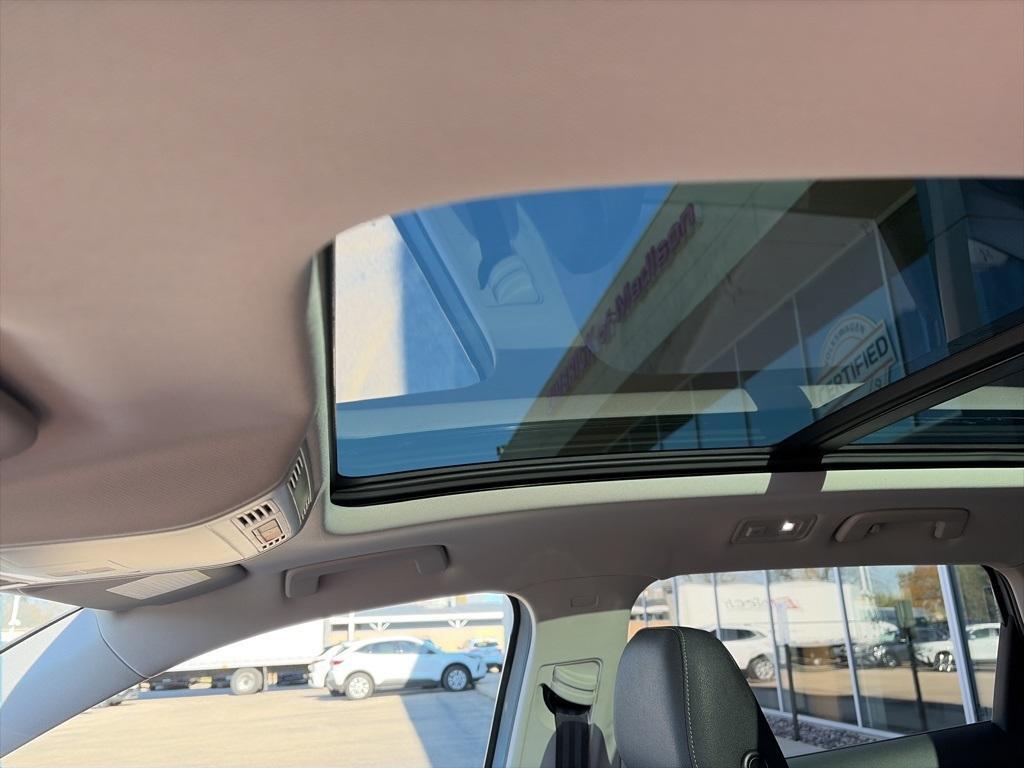 used 2025 Volkswagen Taos car, priced at $26,995