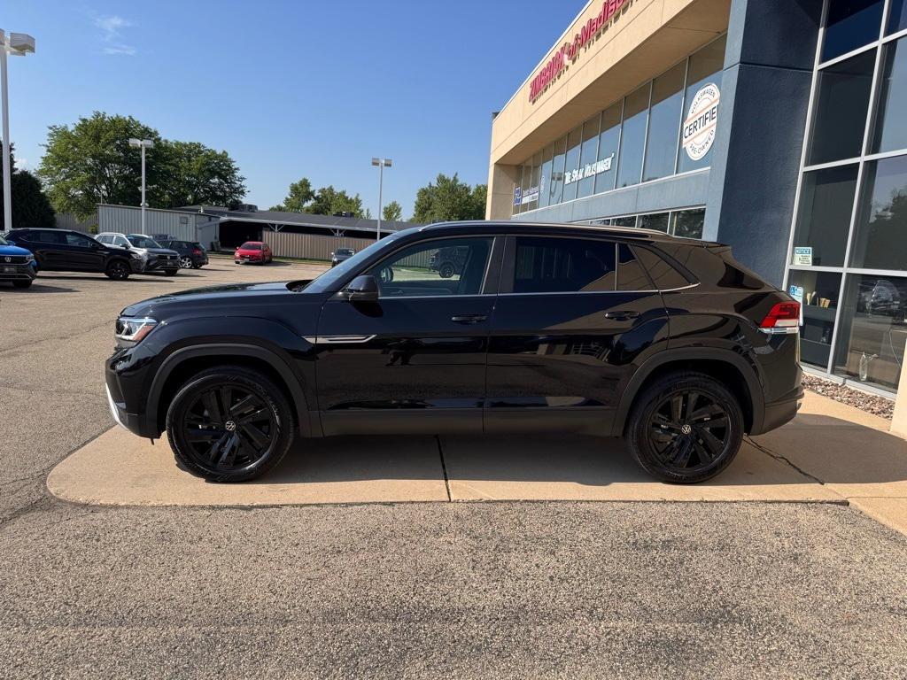used 2023 Volkswagen Atlas Cross Sport car, priced at $30,995