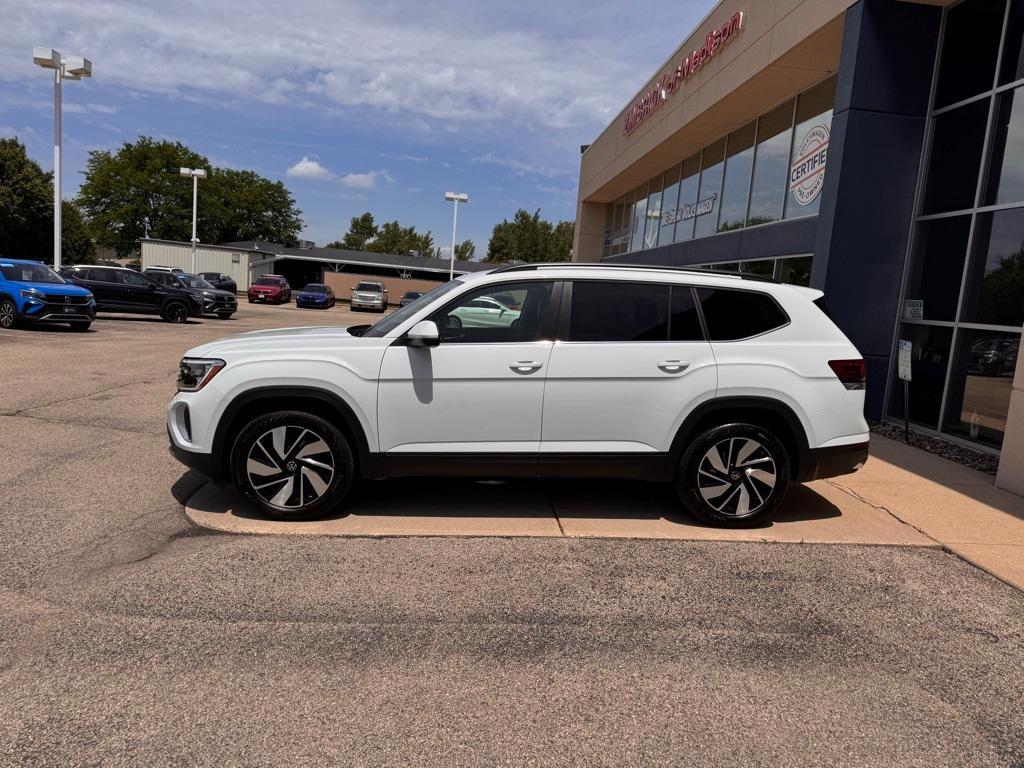 used 2024 Volkswagen Atlas car, priced at $38,995