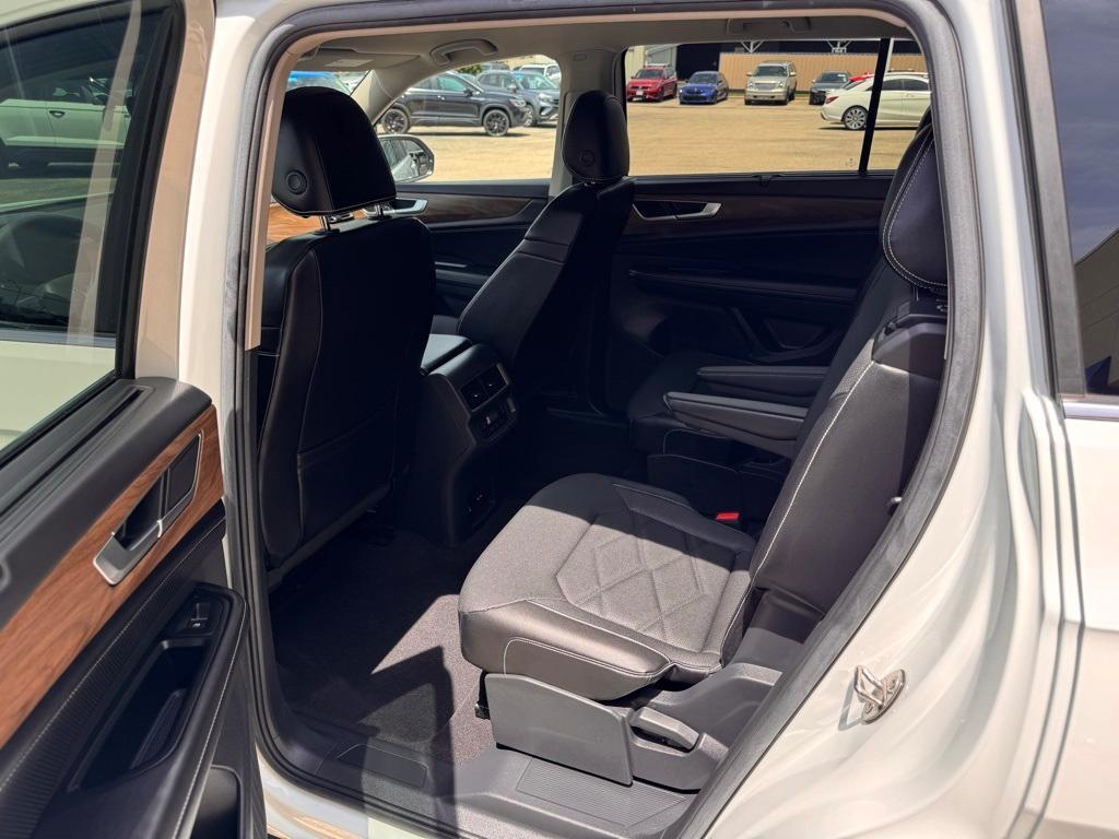 used 2024 Volkswagen Atlas car, priced at $38,995