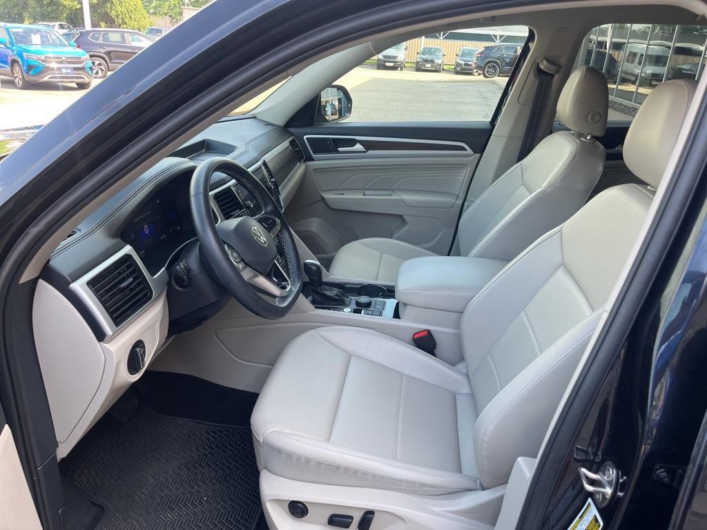 used 2022 Volkswagen Atlas car, priced at $29,995