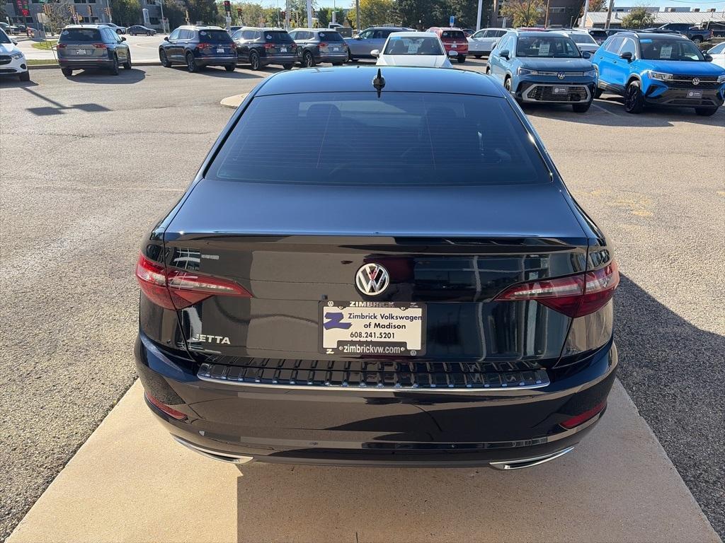 used 2021 Volkswagen Jetta car, priced at $20,495