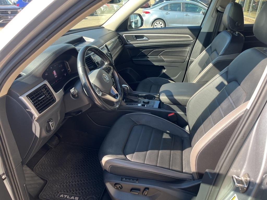 used 2021 Volkswagen Atlas car, priced at $24,995