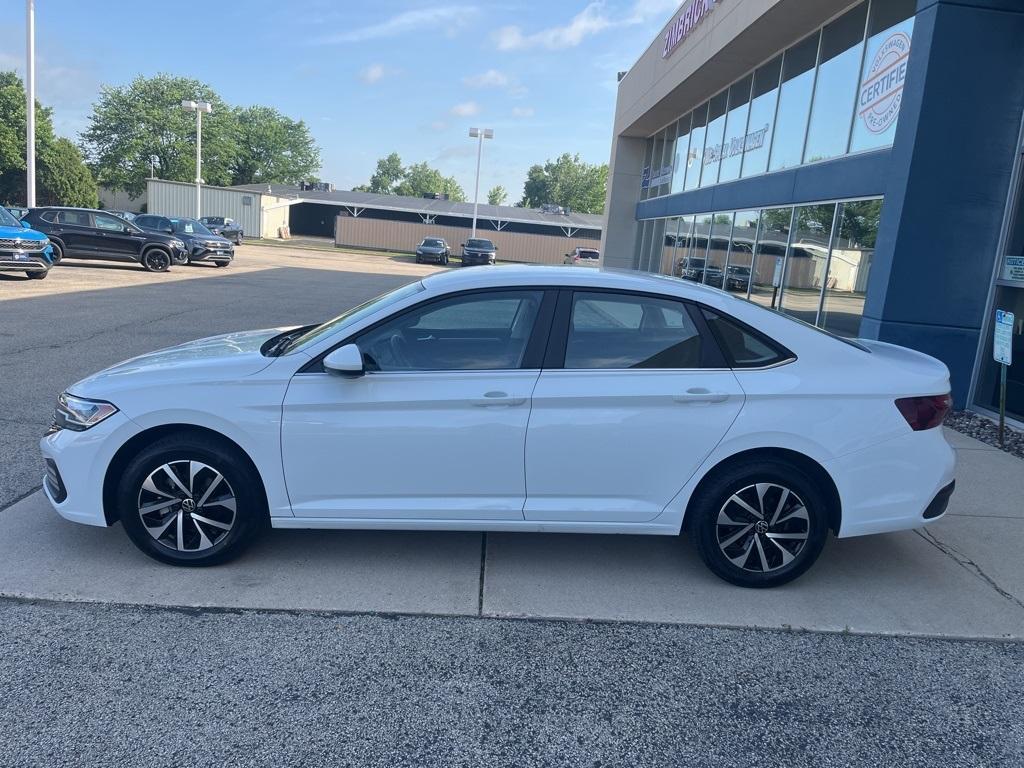 used 2024 Volkswagen Jetta car, priced at $20,495