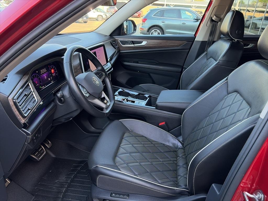 used 2024 Volkswagen Atlas car, priced at $40,995