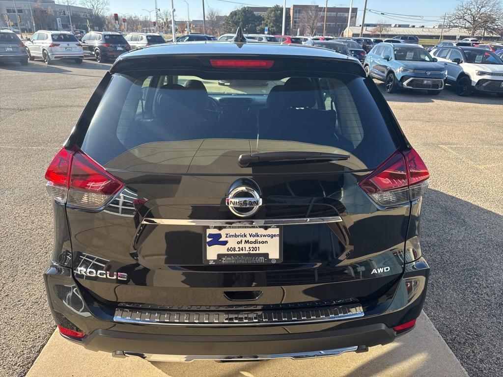 used 2019 Nissan Rogue car, priced at $12,795