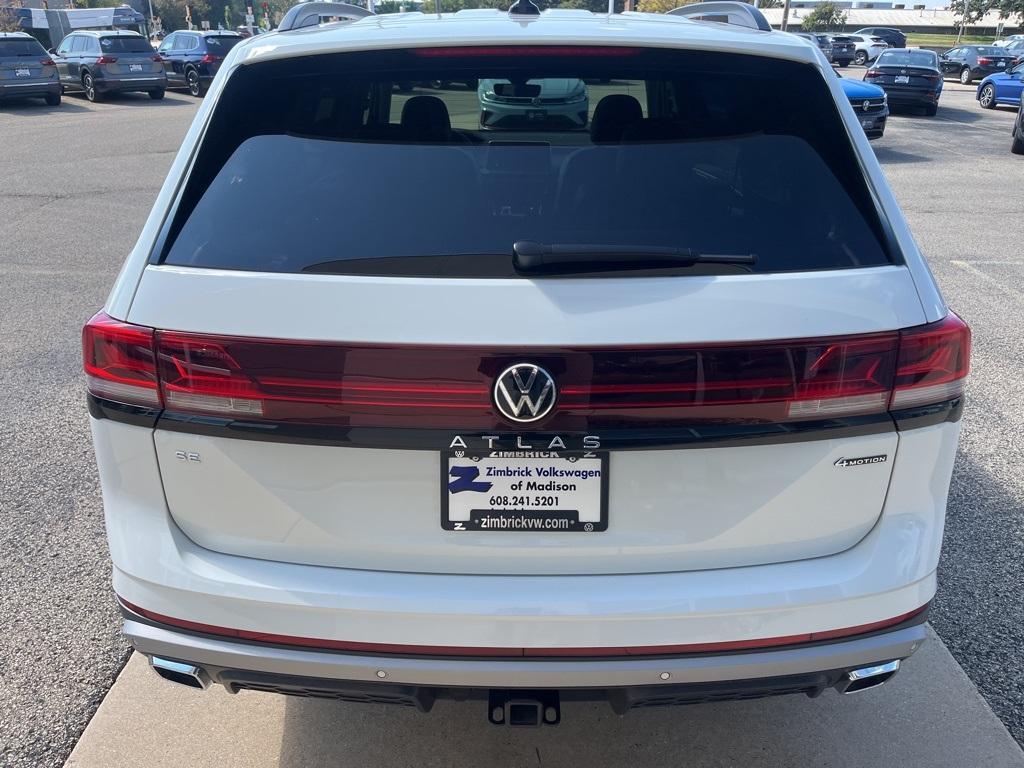 used 2025 Volkswagen Atlas car, priced at $40,999