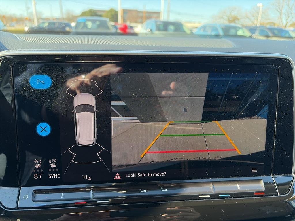 used 2025 Volkswagen Atlas car, priced at $39,995