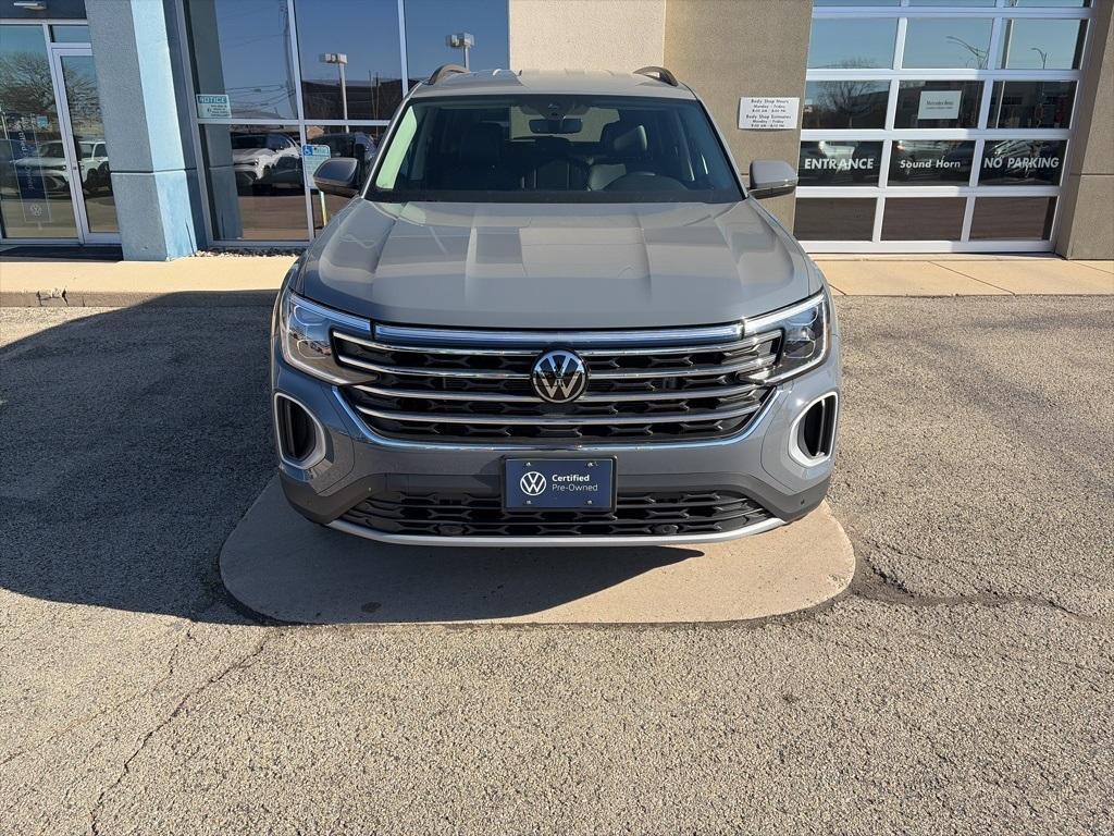 used 2025 Volkswagen Atlas car, priced at $39,995