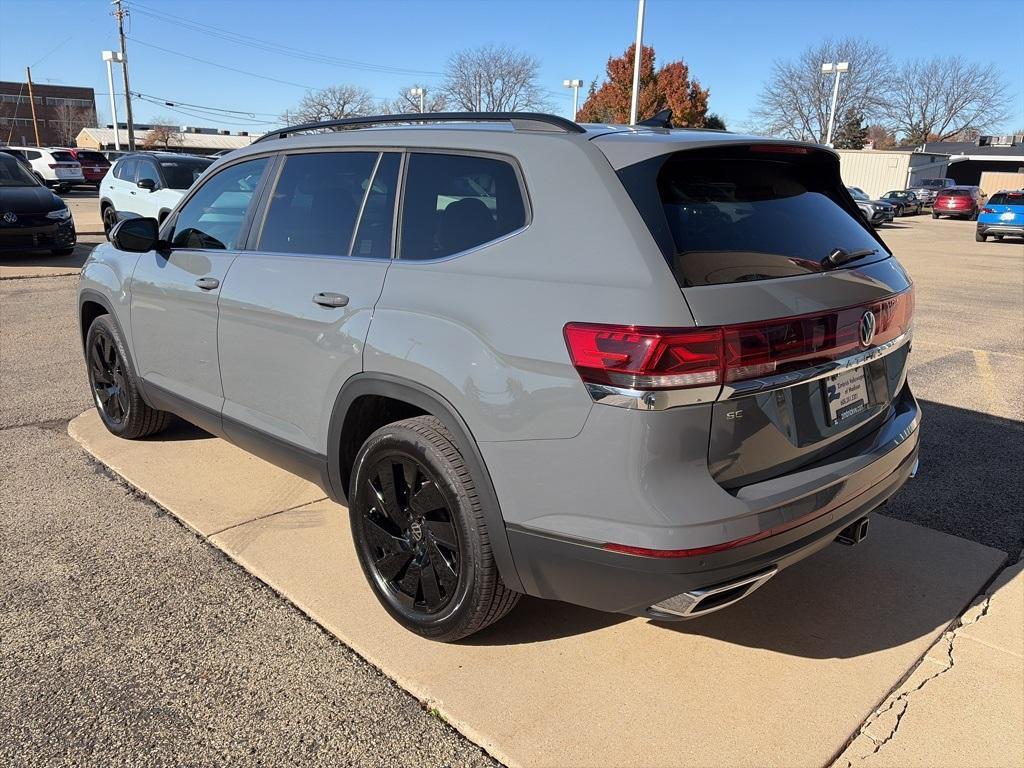 used 2025 Volkswagen Atlas car, priced at $39,995