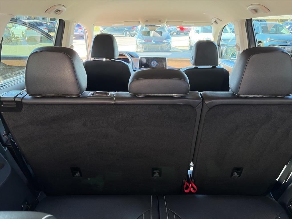 used 2025 Volkswagen Atlas car, priced at $39,995