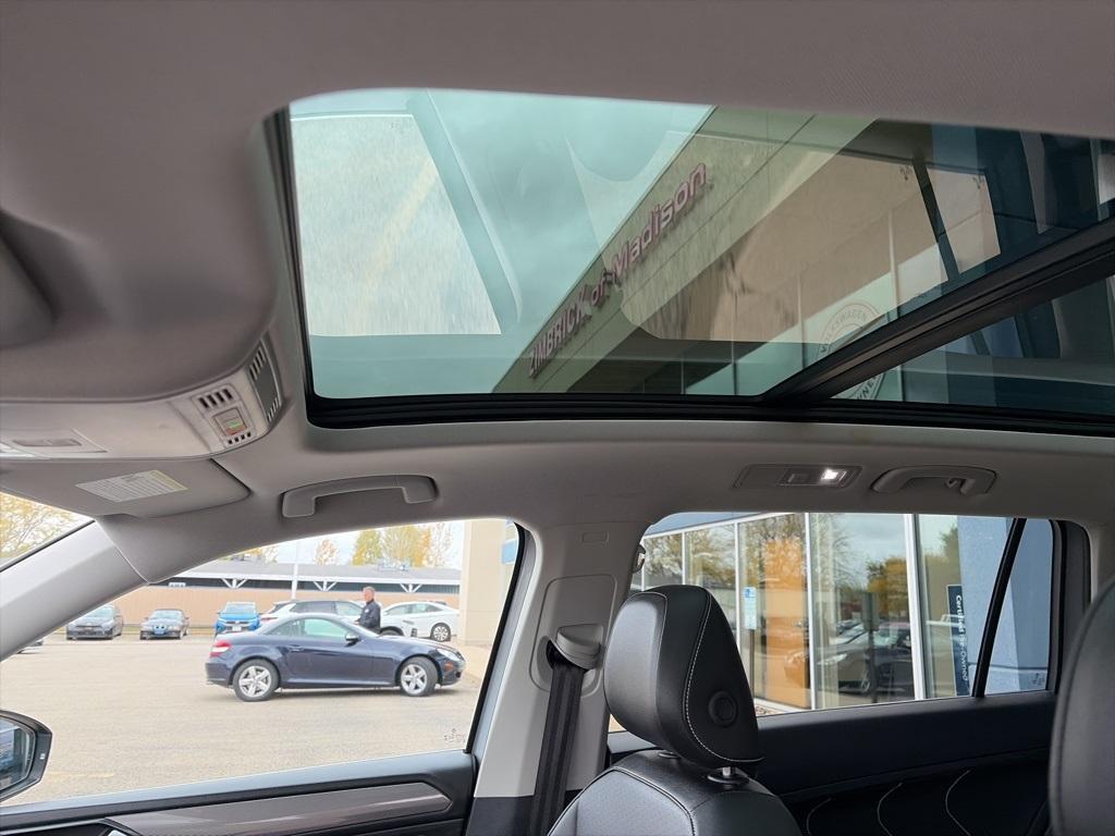 used 2024 Volkswagen Tiguan car, priced at $27,995