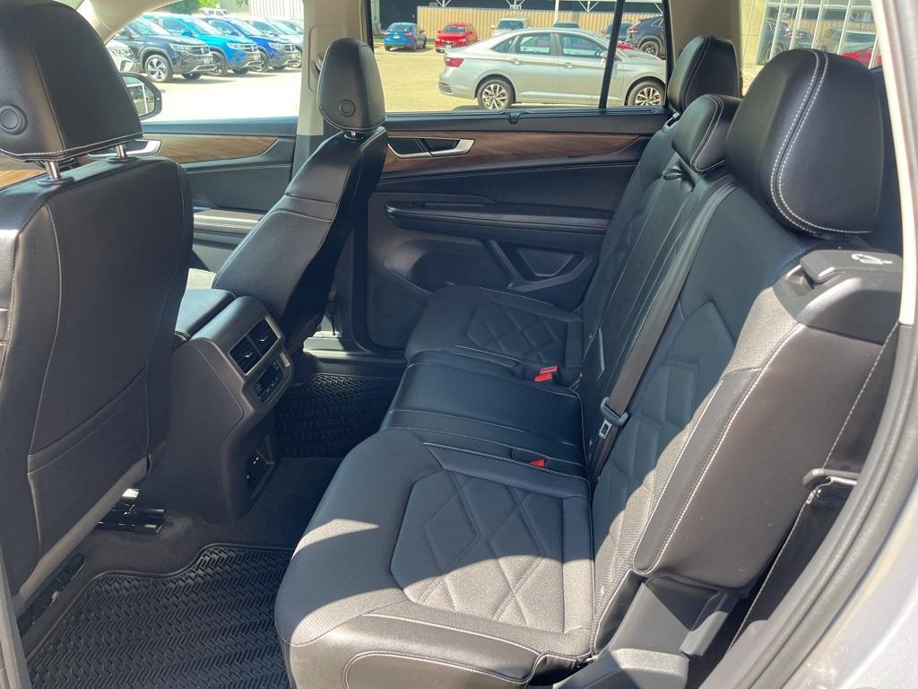 used 2024 Volkswagen Atlas car, priced at $38,995