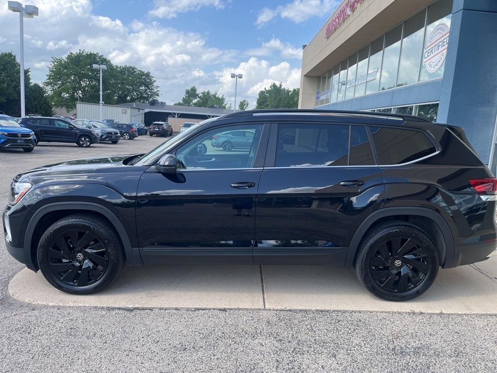 used 2024 Volkswagen Atlas car, priced at $39,495