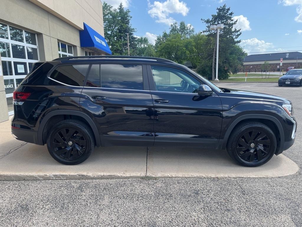 used 2024 Volkswagen Atlas car, priced at $39,495