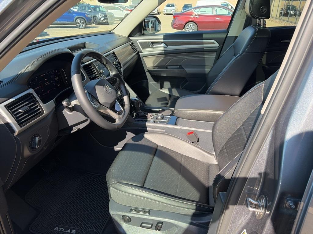 used 2023 Volkswagen Atlas car, priced at $31,895