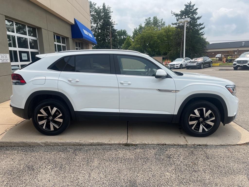 used 2021 Volkswagen Atlas Cross Sport car, priced at $25,995