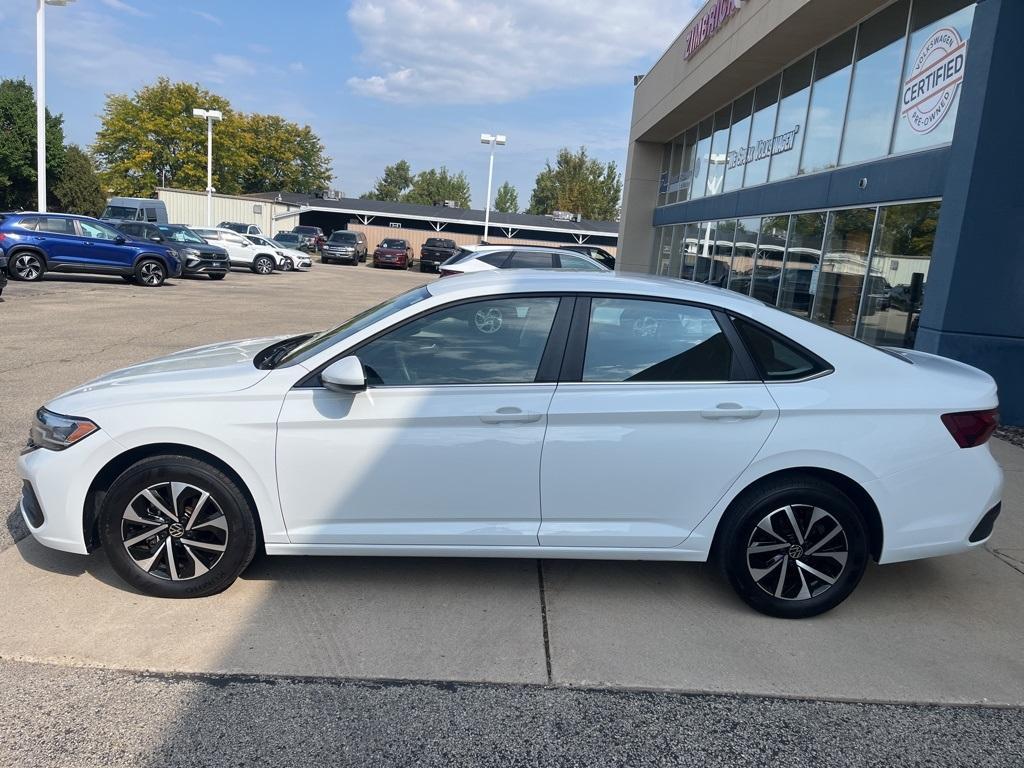 used 2024 Volkswagen Jetta car, priced at $20,495
