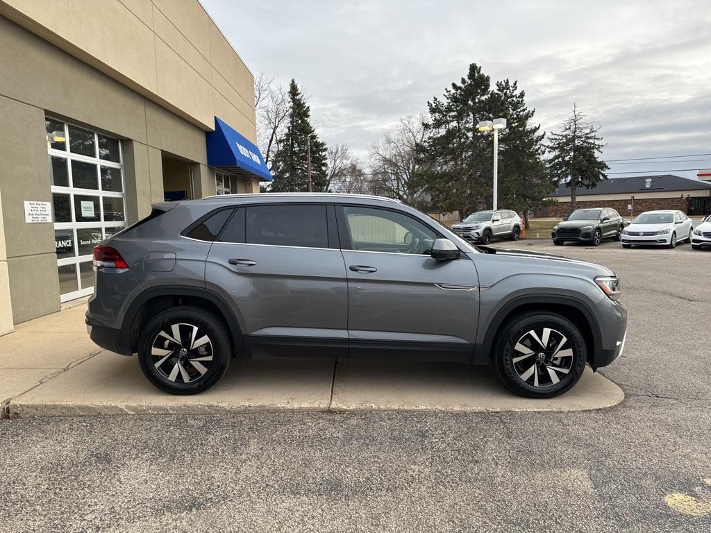 used 2023 Volkswagen Atlas Cross Sport car, priced at $28,495