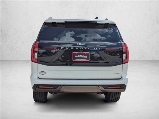 new 2025 Ford Expedition car, priced at $85,917