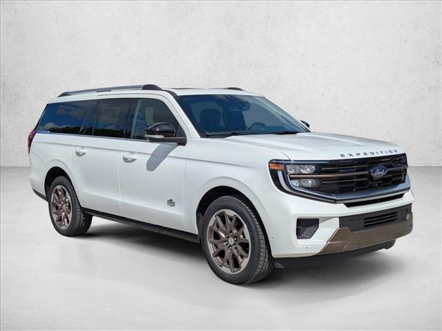 new 2025 Ford Expedition car, priced at $85,917